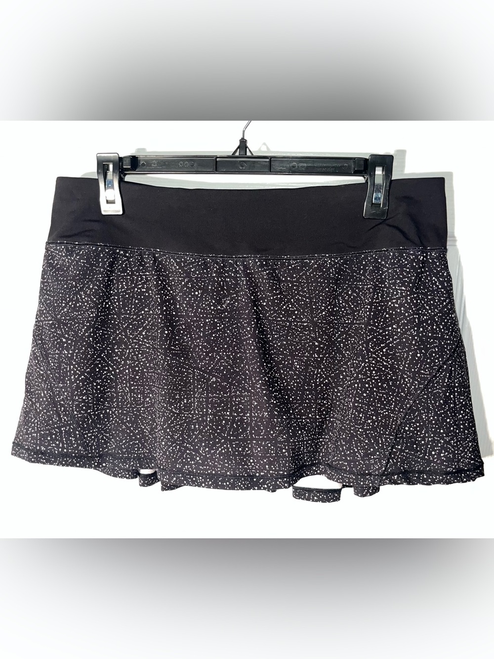 Women’s Lululemon Circuit Breaker Skirt Size 10 Night Biew Whute Black